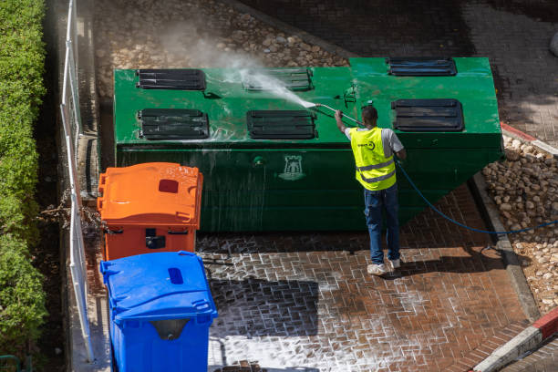 Best Roof Pressure Washing  in Dalton, OH